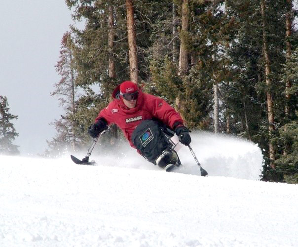 Matt mono-skiing