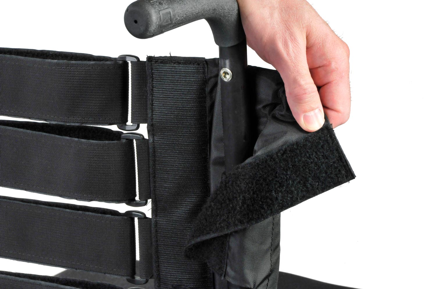 Convenient Installation Straps